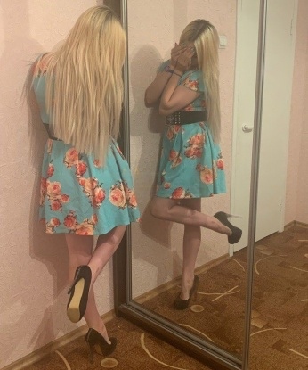 Живу в Москве, городе возможностей. У меня яркий внешний вид и сочное тело, которые притягивают взгляды мужчин. Посмотрите на мои фото - ведь как говорится, картинки лучше тысячи слов 😉.
Я предлагаю широкий спектр услуг, чтобы каждое ваше желание было исполнено. Моя опытность и нежность помогут вам расслабиться и наслаждаться каждой минутой в моей компании. Возможно, вы искали такого партнера, который сделает вашу ночь незабываемой? Я всегда стараюсь превзойти ожидания и создать атмосферу настоящей страсти и удовольствия. ✨
Отзывы о моих услугах говорят сами за себя - мои клиенты остаются очарованными и возвращаются ко мне снова и снова. Не упустите возможность испытать настоящий праздник чувств и эмоций в объятиях Москвы и меня. Встреча со мной станет ярким финалом вашего дня. Сделайте шаг в мир удовольствия, и я обещаю, что вы не пожалеете. 💋 9965, 22 года